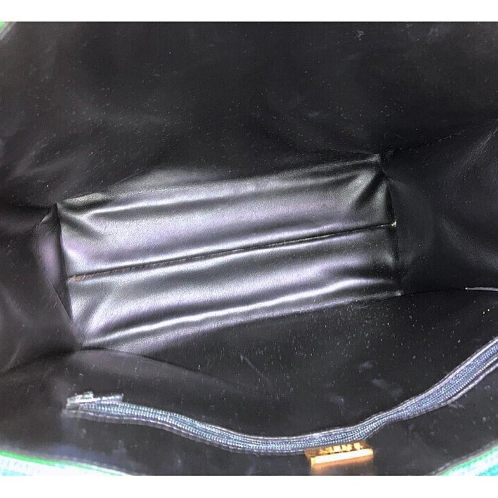 BALLY Matelasse Leather Handbag Green With Bag Used Popular Item 5244. - Picture 7 of 8